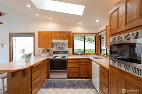 2521 E Mason Lake Dr E, Grapeview, WA 98546 photo 8