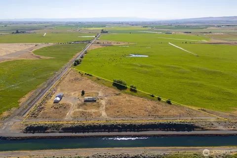 8540 Road A NW, Ephrata, WA 98823