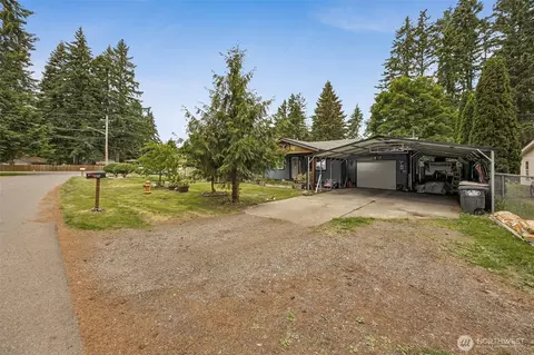 17112 Kinnikinnick Ct SE, Yelm, WA 98597