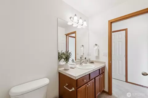 Bath - 18231 2nd Pl W #A, Bothell, WA 98012 photo 5 of 5