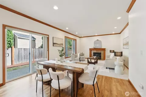 Dining - 18231 2nd Pl W #A, Bothell, WA 98012 photo 2 of 4