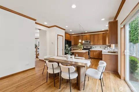 Dining - 18231 2nd Pl W #A, Bothell, WA 98012 photo 4 of 4