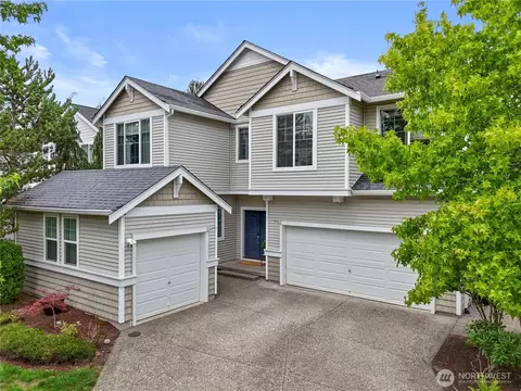2303 170th Ave E, Lake Tapps, WA 98391