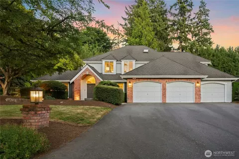 26007 NE 27th Dr, Redmond, WA 98053