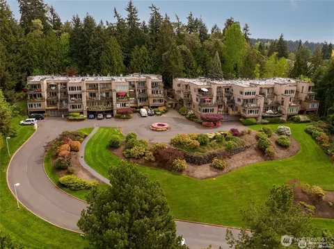 11122 NE 41st Dr #37, Kirkland, WA 98033
