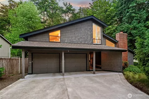 2109 130th Pl SE, Bellevue, WA 98005