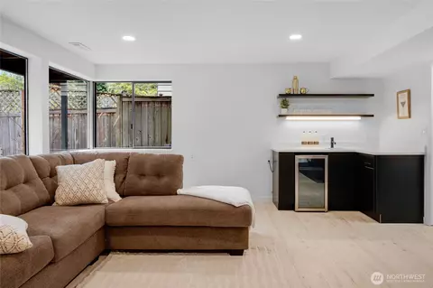 Other - 406 Center Pl, Everett, WA 98203 photo 6 of 7