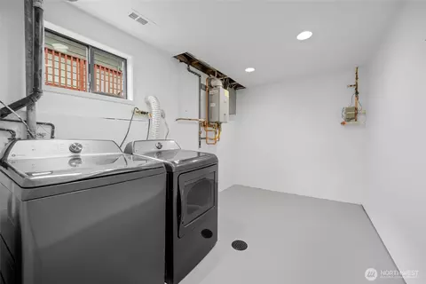 Other - 406 Center Pl, Everett, WA 98203 photo 7 of 7