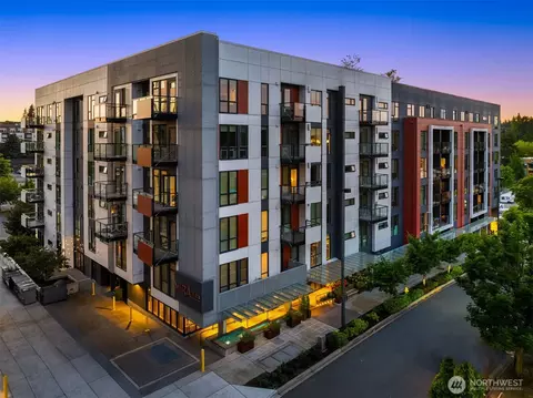 1085 103rd Ave NE #401, Bellevue, WA 98004