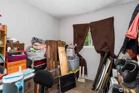 Bedroom - 174 Skinner Rd, Chehalis, WA 98532 photo 3 of 3