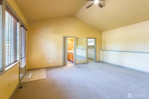 Bedroom - 822 E Oak St, Sequim, WA 98382 photo 1 of 2