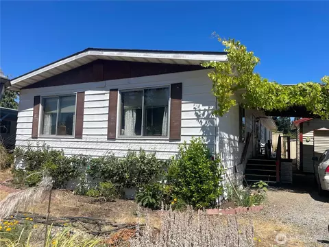 611 Cedar Ave #62, Port Hadlock, WA 98339