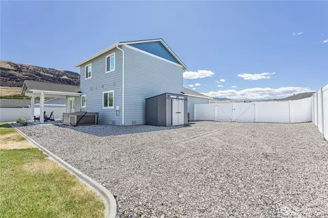 Exterior - 143 Margaux Loop, Malaga, WA 98828 photo 8 of 13