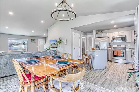 Dining - 143 Margaux Loop, Malaga, WA 98828 photo 3 of 3