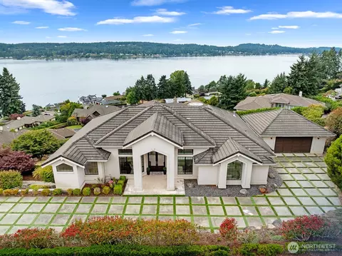 20 35th Ave, Gig Harbor, WA 98335