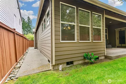 Exterior - 705 182nd St E, Spanaway, WA 98387 photo 10 of 13