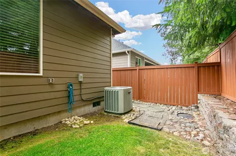 Exterior - 705 182nd St E, Spanaway, WA 98387 photo 12 of 13
