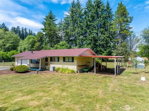 Exterior - 199 C 3rd St E, Onalaska, WA 98570 photo 6 of 15