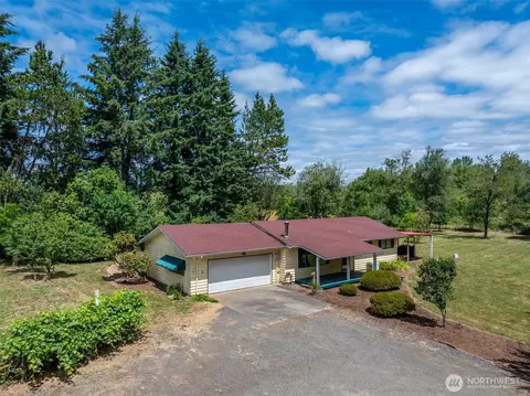 Exterior - 199 C 3rd St E, Onalaska, WA 98570 photo 2 of 15