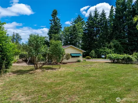 Exterior - 199 C 3rd St E, Onalaska, WA 98570 photo 14 of 15