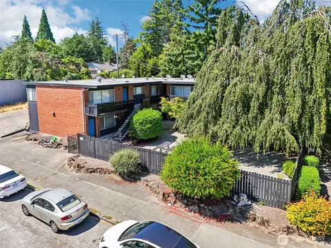 8849 35th Ave SW, Seattle, WA 98126