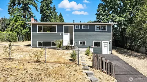 2927 203rd St SW, Lynnwood, WA 98036