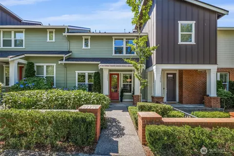 1443 NE Park Dr, Issaquah, WA 98029