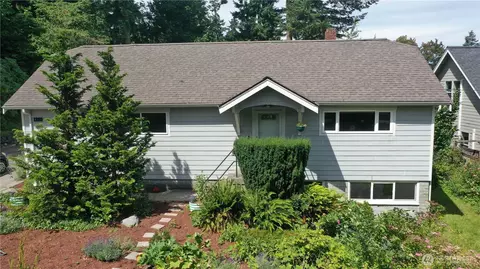 1209 Yew St, Bellingham, WA 98229
