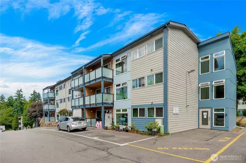 15142 65th Ave S #314, Tukwila, WA 98188