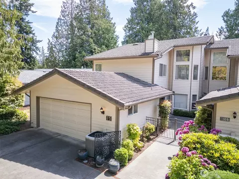 151 Hilltop Dr, Sequim, WA 98382