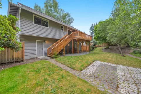 Exterior - 1402 51st Pl SW, Everett, WA 98203 photo 3 of 11