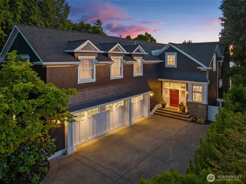 2665 Evergreen Point Rd NE, Medina, WA 98039