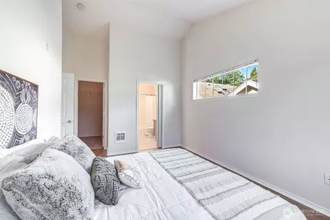 Bedroom - 1522 196th St SE #D-108, Bothell, WA 98012 photo 2 of 4