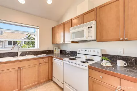Kitchen - 1522 196th St SE #D-108, Bothell, WA 98012 photo 1 of 2