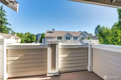 Exterior - 1522 196th St SE #D-108, Bothell, WA 98012 photo 4 of 7