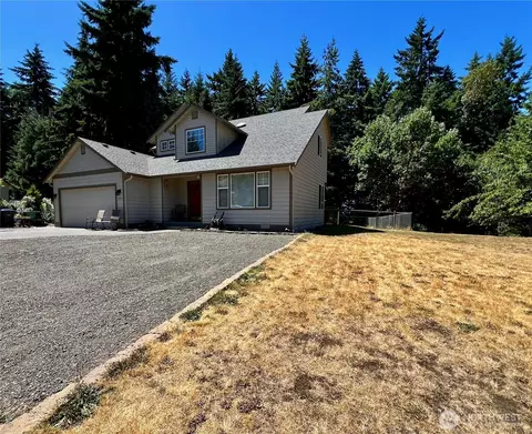 6861 Townsend Ln NE, Bremerton, WA 98311