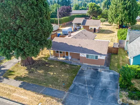 1818 9th Ave SE, Puyallup, WA 98372