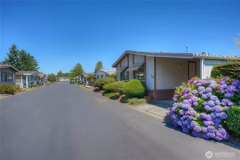 3611 I St NE #10, Auburn, WA 98002