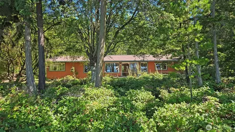 1131 Lopez Rd, Lopez Island, WA 98261