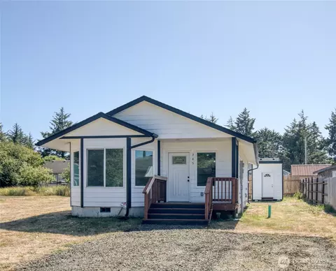 345 Mount Olympus Ave SE, Ocean Shores, WA 98569