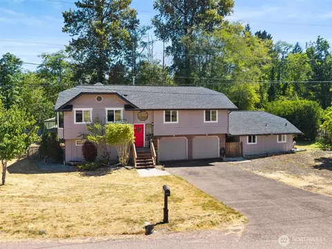3449 Viewsound Ln SE, Port Orchard, WA 98366