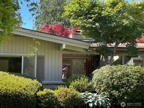 1020 Spruce St, Edmonds, WA 98020