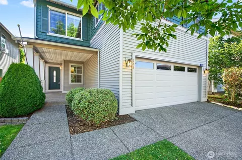 308 Marble Creek Dr, Mount Vernon, WA 98273