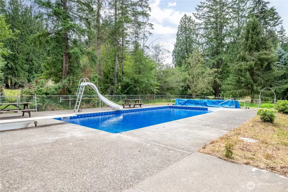 Exterior - 3208 Rose Valley Rd, Kelso, WA 98626 photo 5 of 9