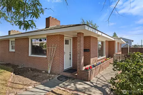 1145 W Ivy Ave, Moses Lake, WA 98837