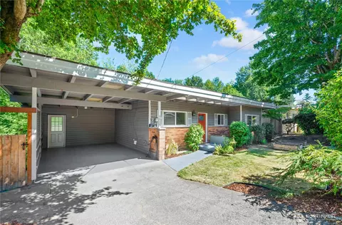 8414 55th Ave S, Seattle, WA 98118