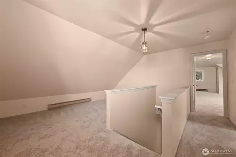 Entry Way - 3764 W Commodore Way, Seattle, WA 98199 photo 2 of 2