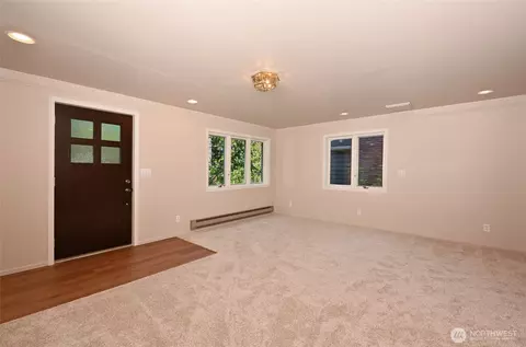 Living - 3764 W Commodore Way, Seattle, WA 98199 photo 5 of 6
