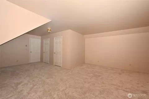Bedroom - 3764 W Commodore Way, Seattle, WA 98199 photo 5 of 5