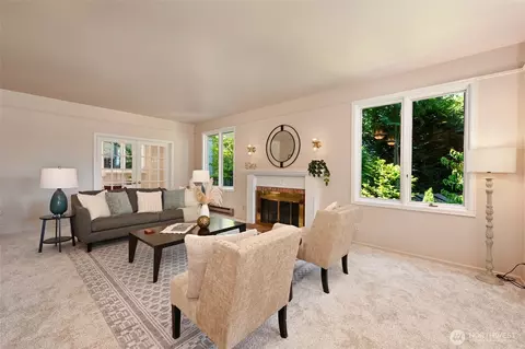 Living - 3764 W Commodore Way, Seattle, WA 98199 photo 1 of 6